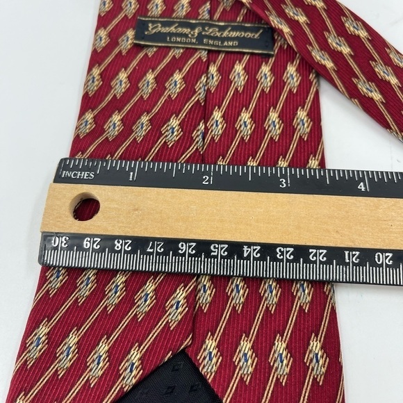 Graham & Lockwood 100% Silk Tie - Picture 5 of 5